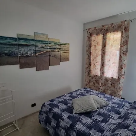 Zoe House *